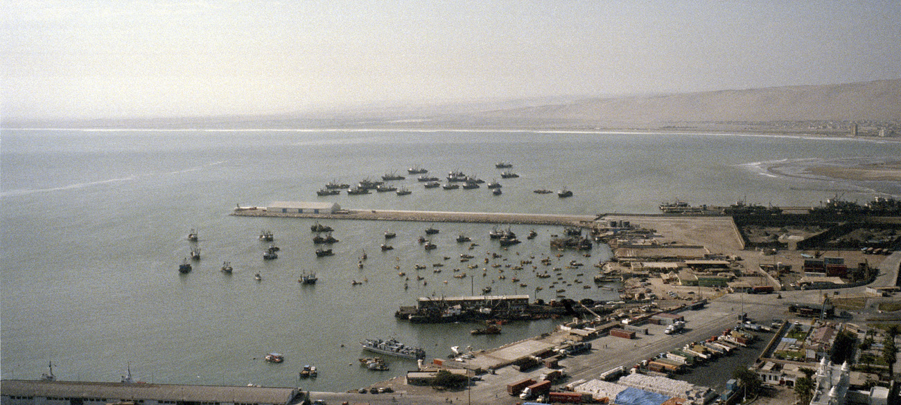 chi_0_12 arica port pano.jpg - Nord Arica vue du port depuis le Morro